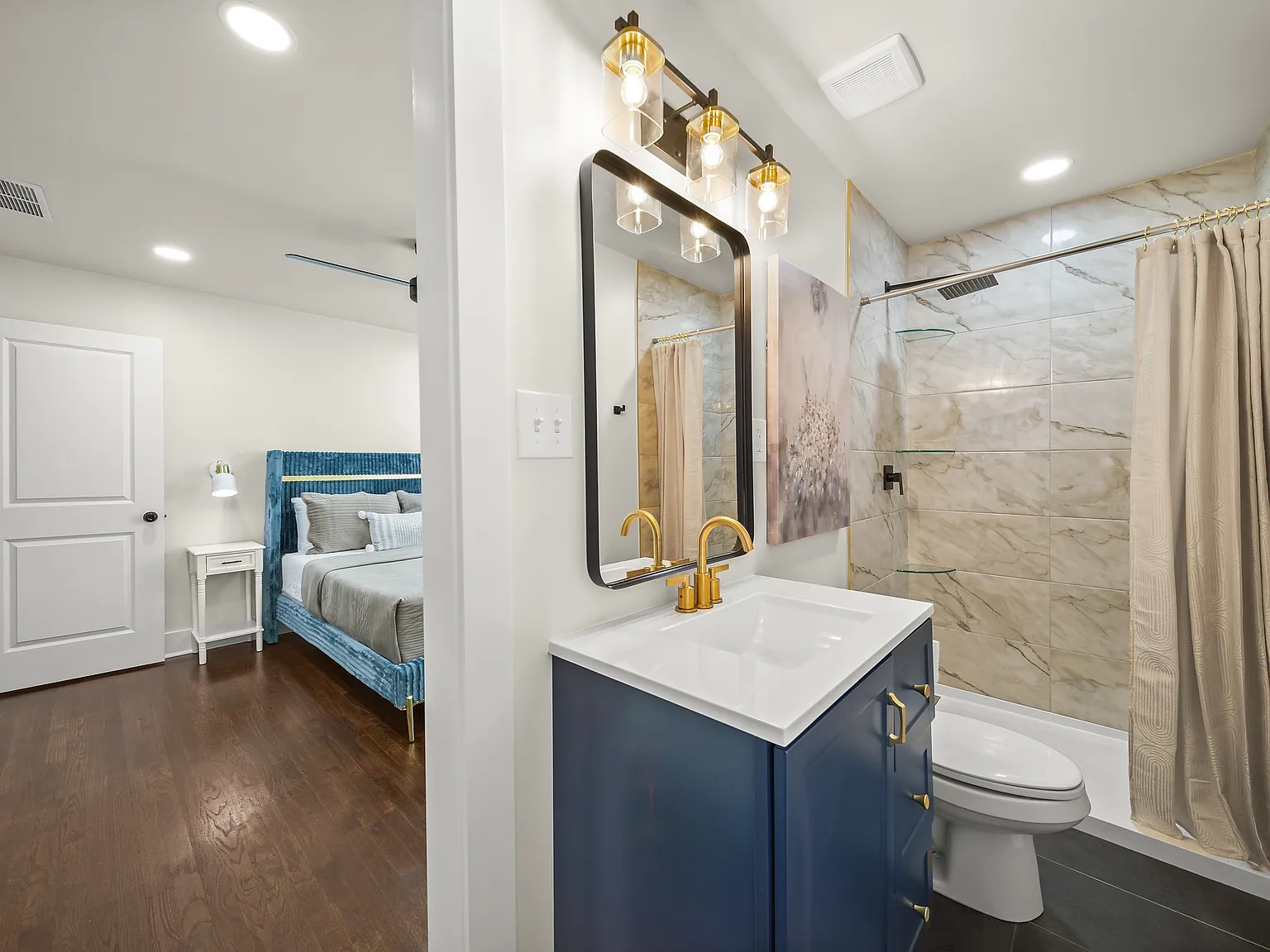 3 bed, 1014 sqft, $2,299 — Photo 4
