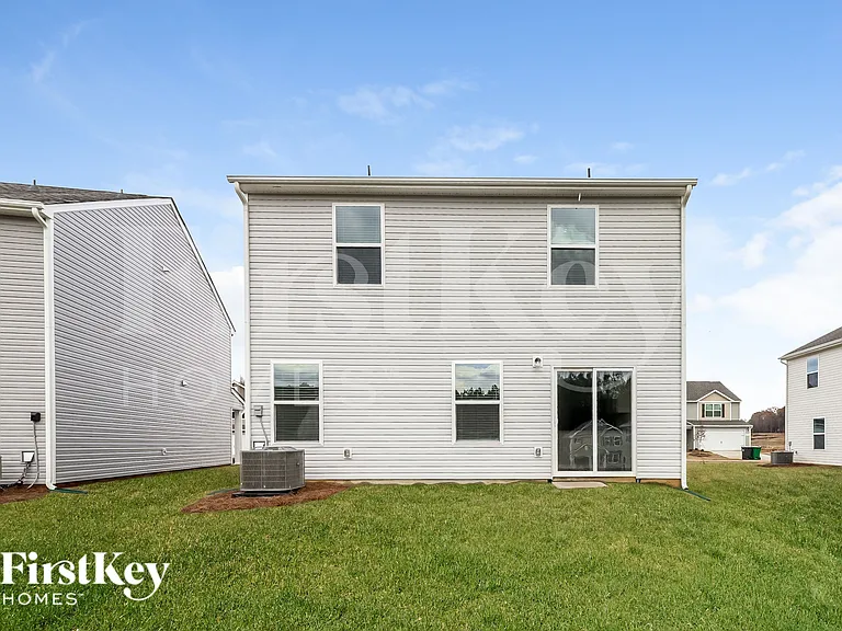 3040 Crescent Lake Ln — Photo 17