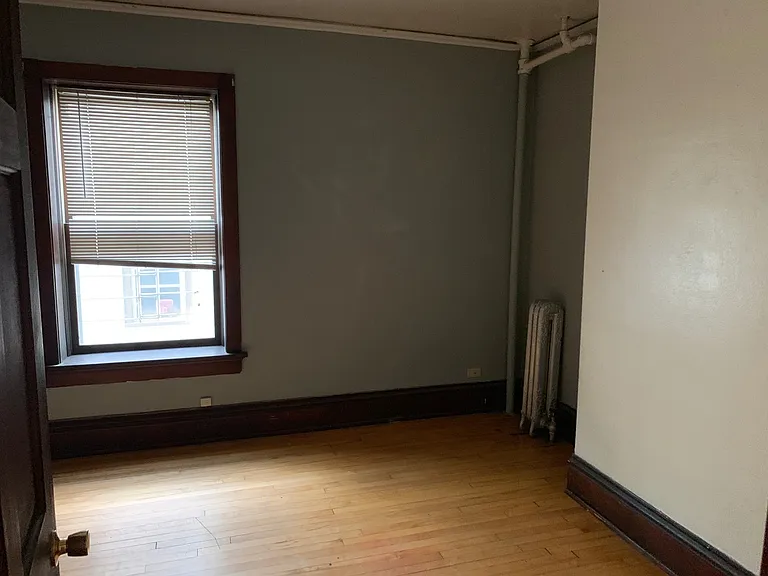 1838 N Oakland Ave — Photo 15