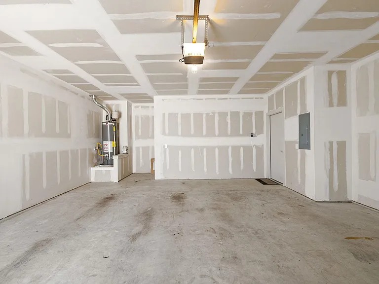 7713 Jacobean Way — Photo 32