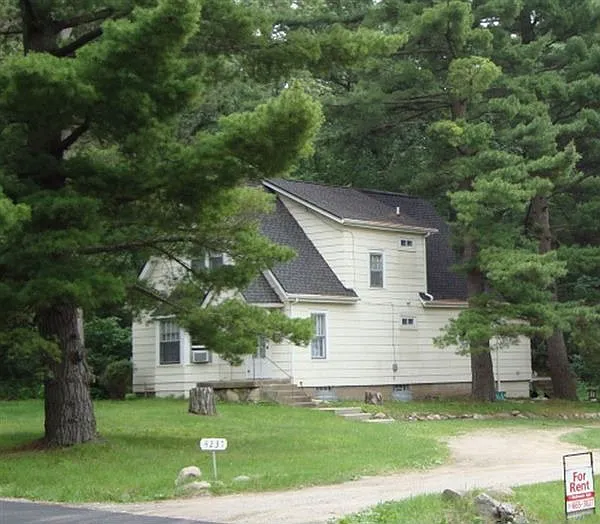 4237 Dexter Ann Arbor Rd photo 1