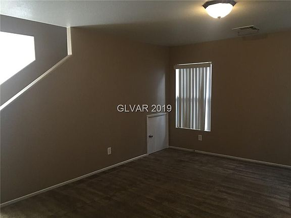 5th image of 589 Stonehenge Walk Ave #0