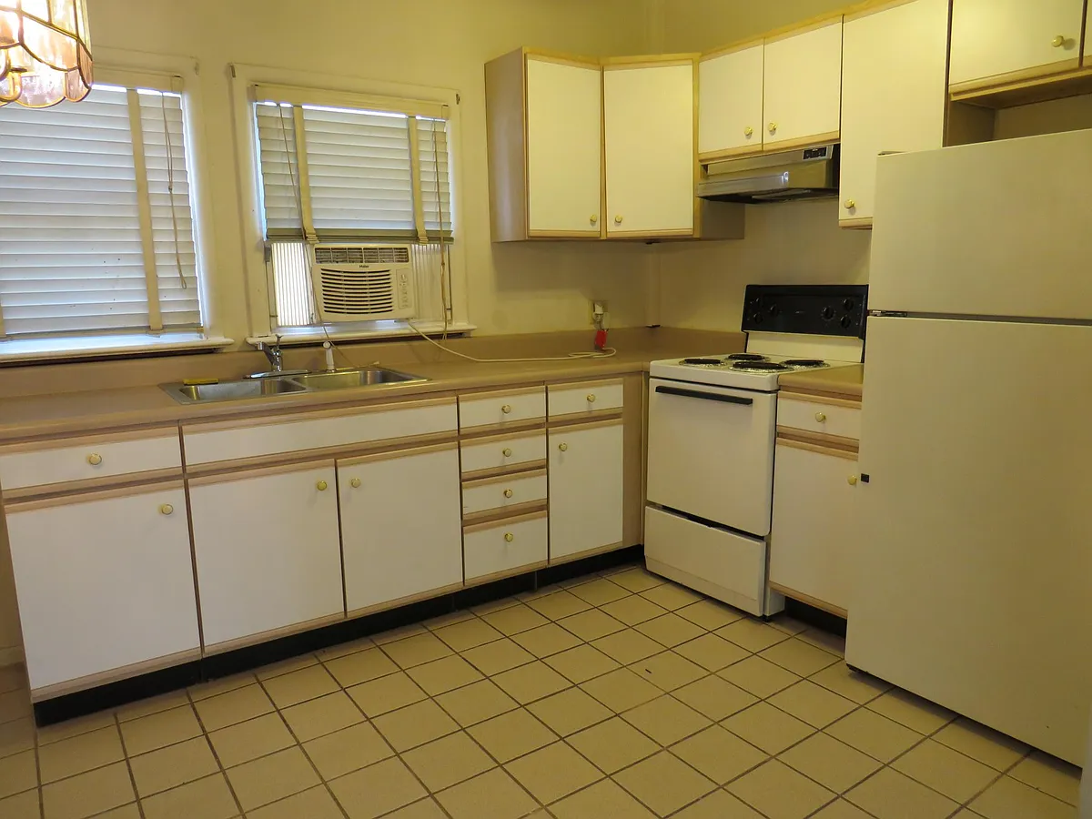 Building Photo - 44 S 2nd St #B