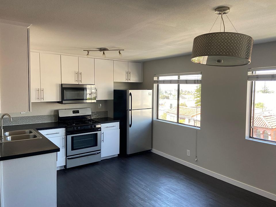1st image of 1400 N Edgemont St #315