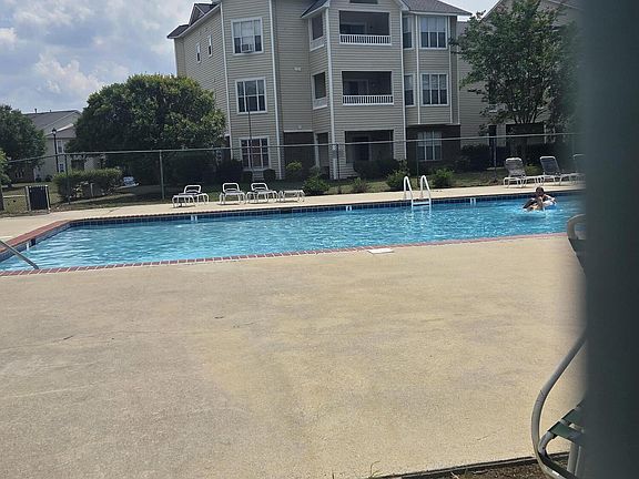 3rd image of 515 Spring Forest Rd APT E