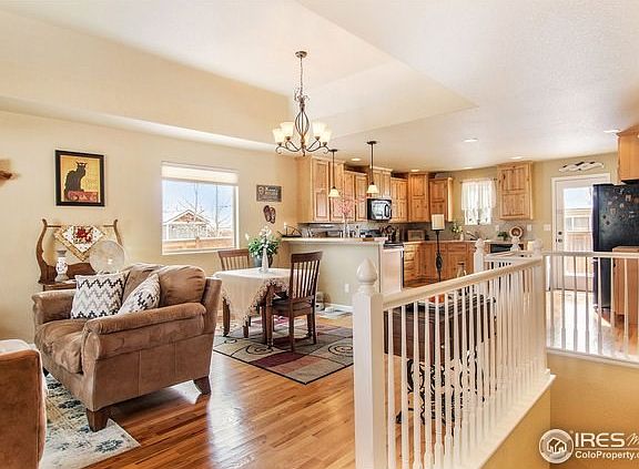 Open & spacious floor plan