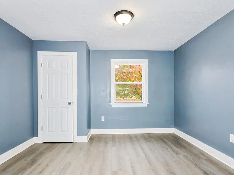 1188 Spring St — Photo 5