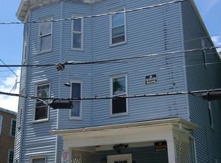 10 Fifield St, Dorchester, MA 02122