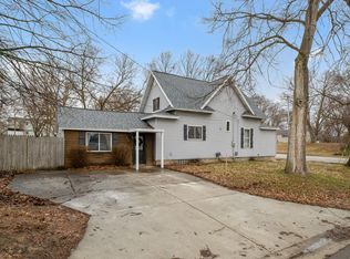 205 Arlington St, Middleville, MI 49333