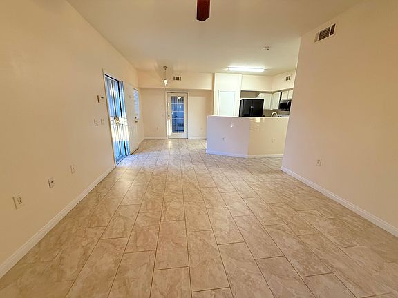 3rd image of 3400 Cabana Dr Unit 1054
