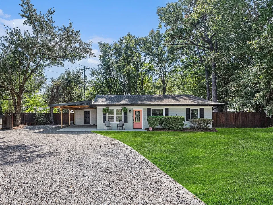 1823 Old Parsonage Rd