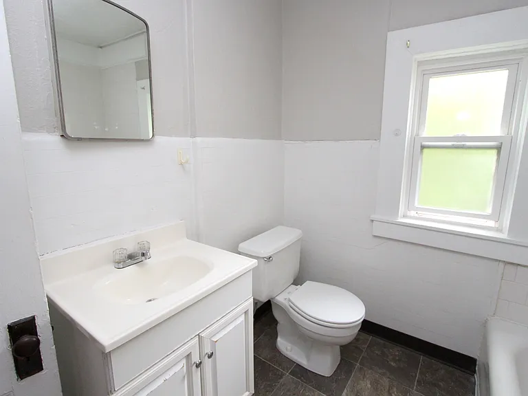 2617 Shady Ave — Photo 8
