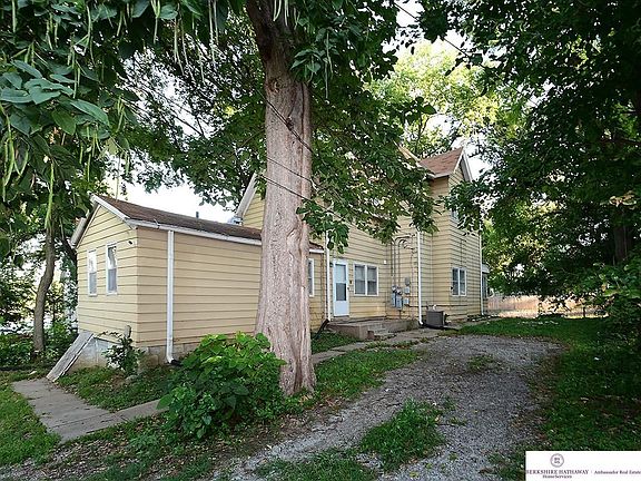 2nd image of 4207 Lafayette Ave