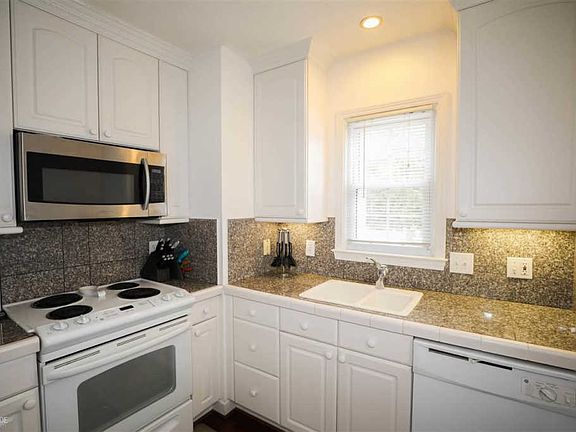 5th image of 22580 Tulane Ave