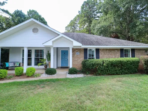 207 Wesley Dr, Ruston, LA 71270