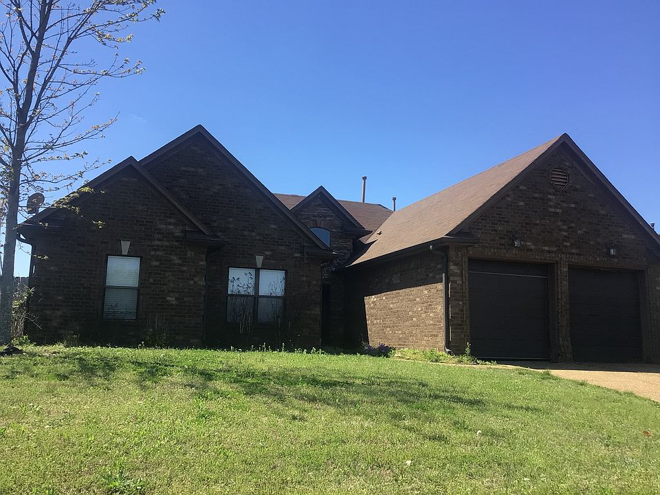1st image of 150 Mossy Springs Dr