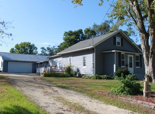 517 W 7th St, Rock Falls, IL