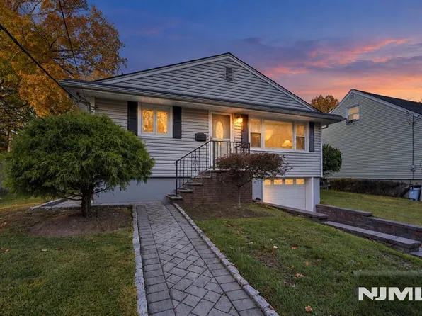 318 Knickerbocker Road, Closter, NJ 07624