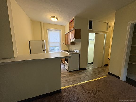 2nd image of 161 Kelton St APT 14