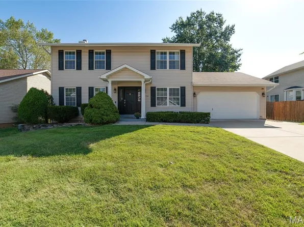 1156 Carrington Dr, Saint Peters, MO 63376