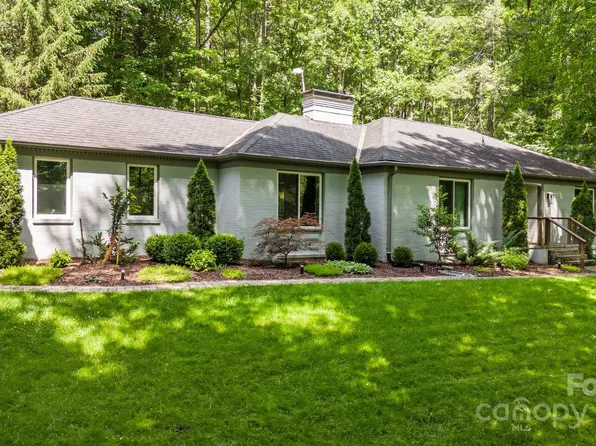 11 Brookside Rd, Asheville, NC 28803