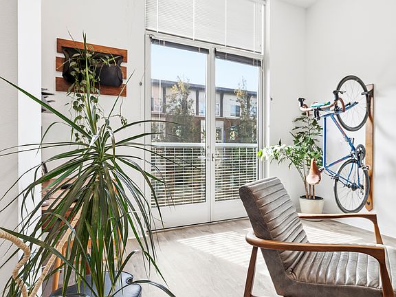 5th image of 630 Thomas L Berkley Way APT 403
