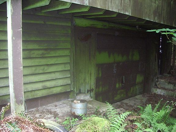 5th image of 222 Paradise Dr
