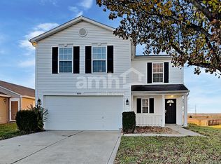 8514 Bluff Point Dr, Camby, IN 46113