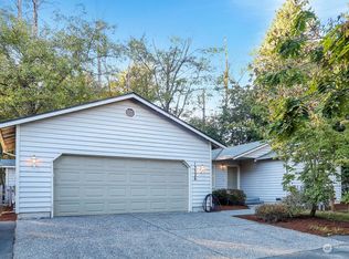 13526 Lake Rd, Lynnwood, WA 98087