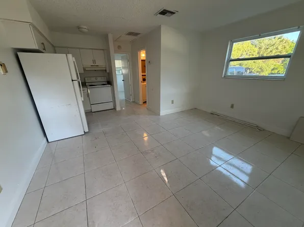 800 SE 18th St, Fort Lauderdale, FL