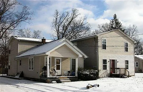 1133 Kimbark Ave — Photo 3