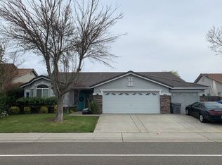 9457 Mainline Dr, Elk Grove, CA 95624