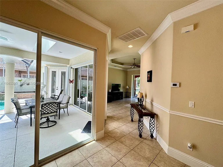 1740 Ludlow Rd — Photo 23