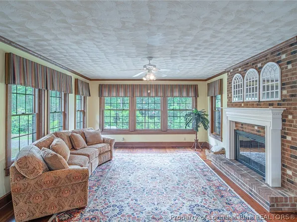 473 Oak St, Lillington, NC 27546