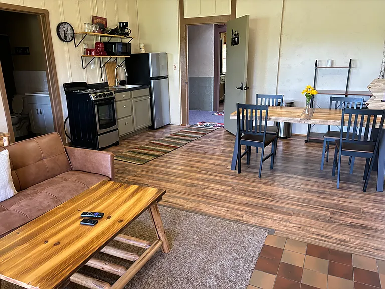 400 Quadna Mountain Rd — Photo 12