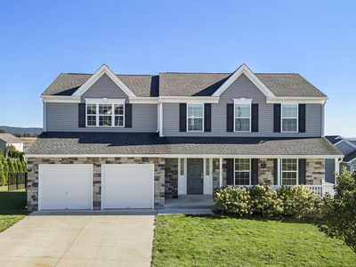 304 Ida Red Dr, Leesport, PA, 19533