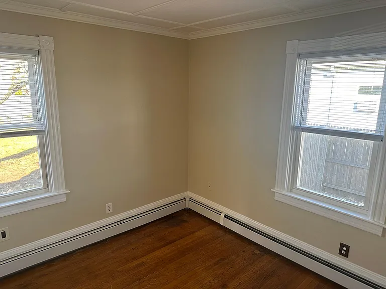 2855 Post Rd #1 — Photo 8