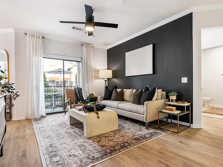 Spacious Living Room w/ Ceiling Fan