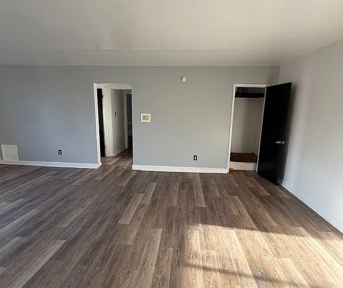 2333 Rustic Rd #1 — Photo 4