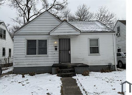 1st image of 19424 Rosemont Ave