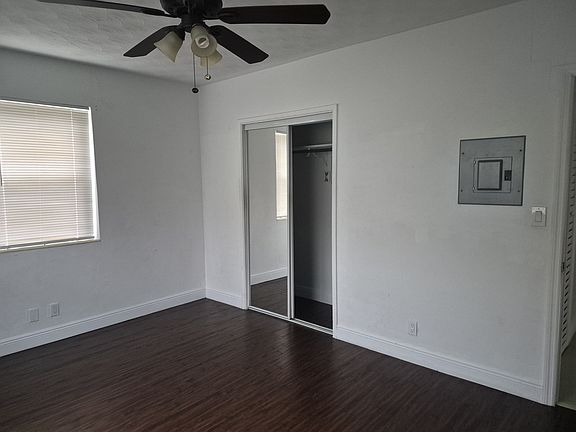 5th image of 2420 Harding St