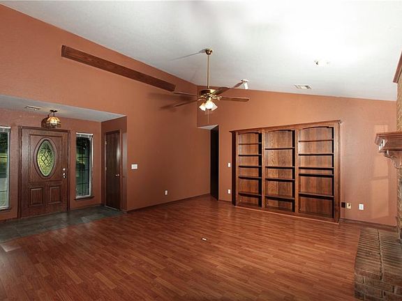 5th image of 18808 Horse Ave