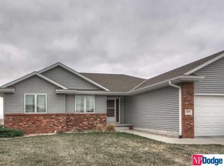 3247 N Armour Dr, Fremont, NE 68025