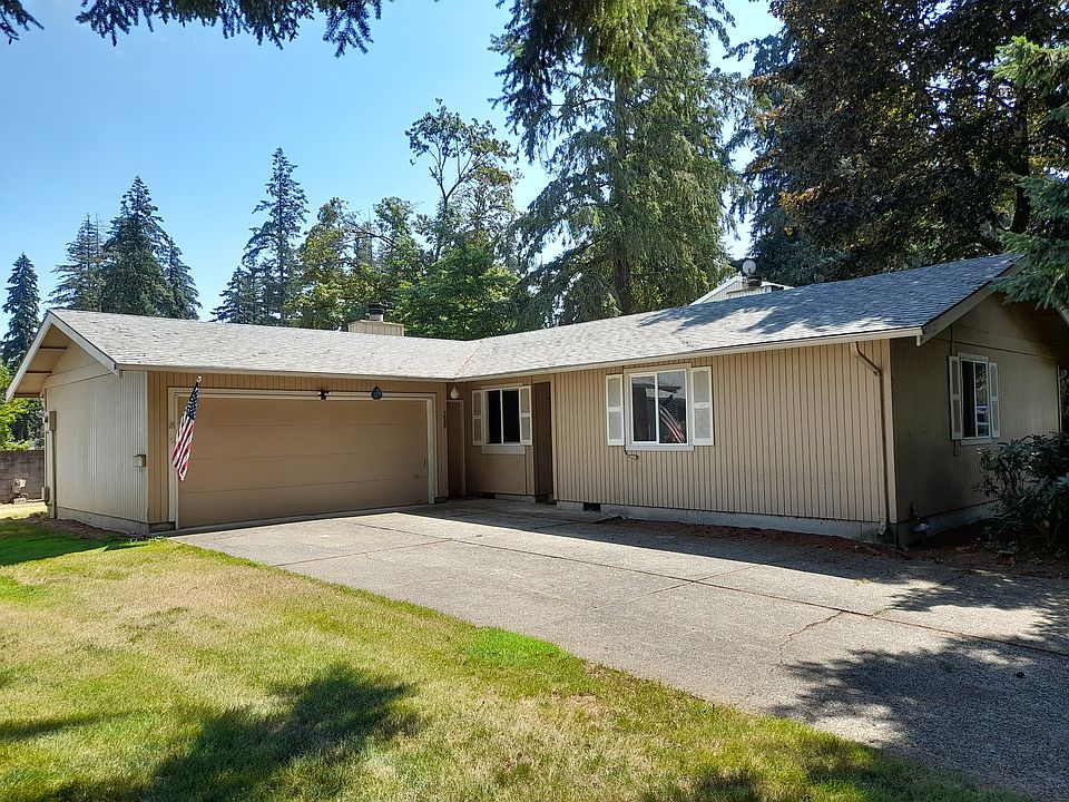 1st image of 805 NE 132nd Ave