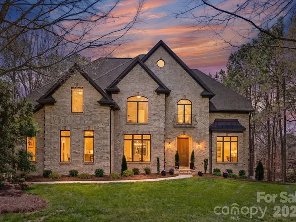 4068 Flagstone Dr, Lancaster, SC 29720