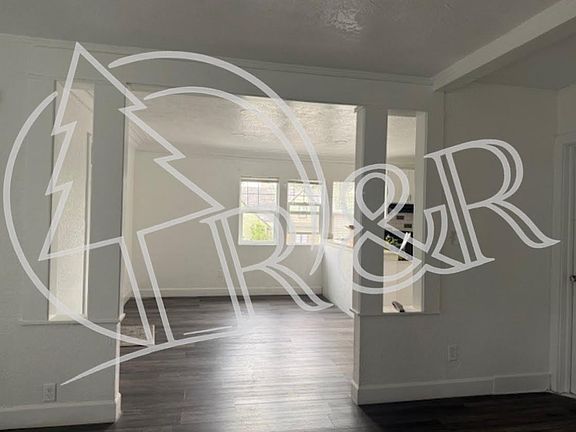 2nd image of 2158 Olive St