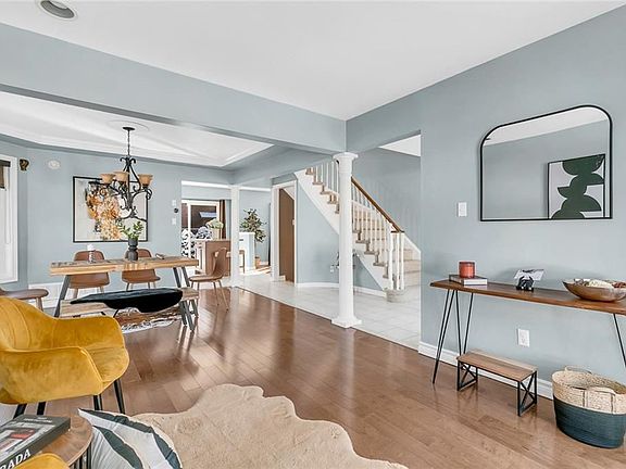 5th image of 4700 Wembley Ct