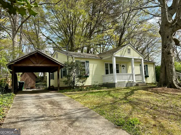 592 Scott Cir, Decatur, GA 30033