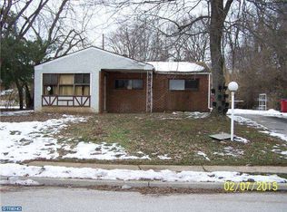 27 Henry Rd, Trooper, PA 19403