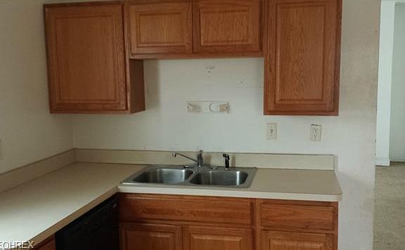 5th image of 3019 Tampa Ave